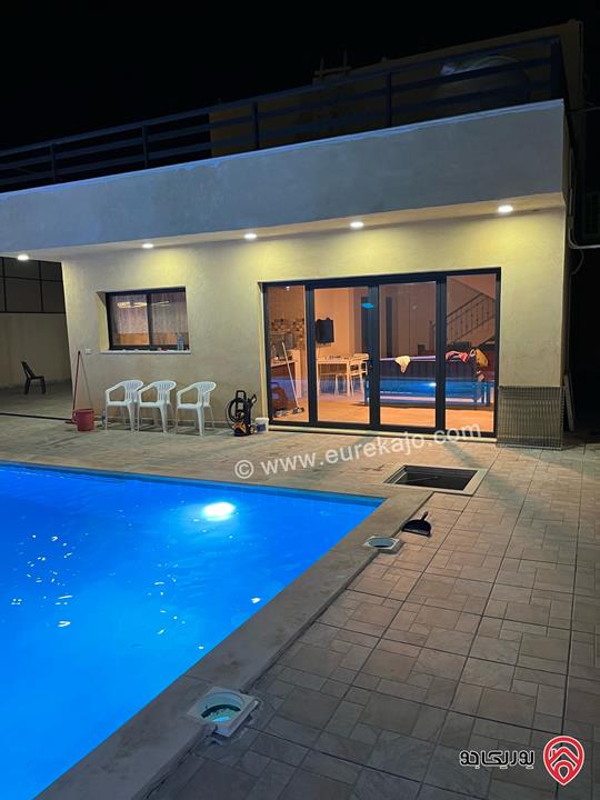 شاليه مساحة 160م على أرض 324م للبيع في الأغوار - منطقة الكرامة