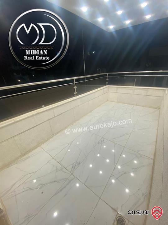 شقة ارضية فارغة للايجار في عمان - ضاحية الامير راشد مساحة 240م مع ترس 50م تشطيبات ديكورات عصرية فاخرة