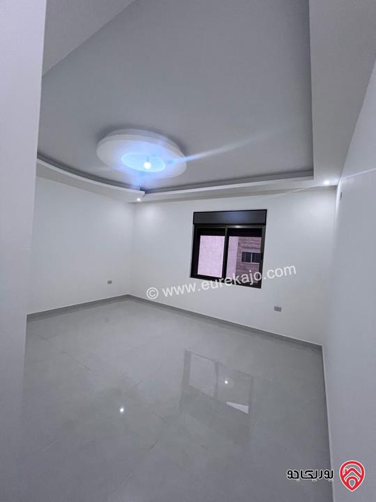 شقق مساحة 165م طوابق مختلفة للبيع في عمان - طبربور 