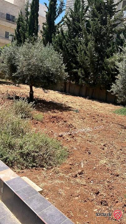 فيلا مساحة 400م على أرض 754م للبيع في عمان - ابو نصير 