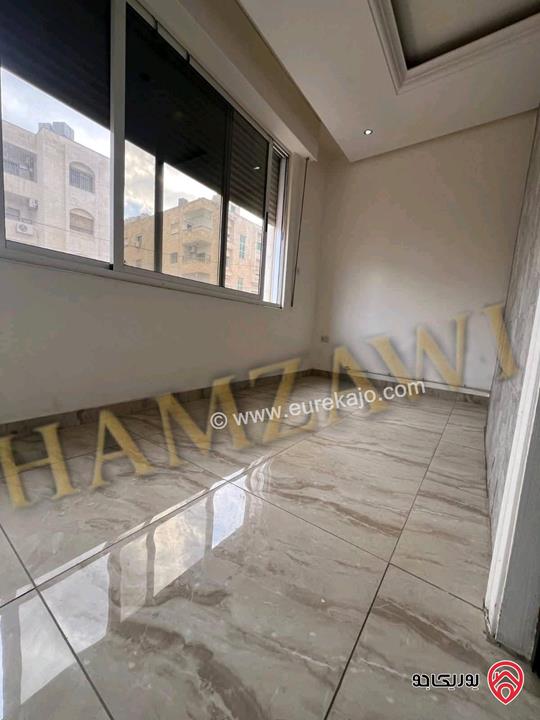 شقة ديلوكس طابق اول مساحة 230م للايجار في عمان - خلدا