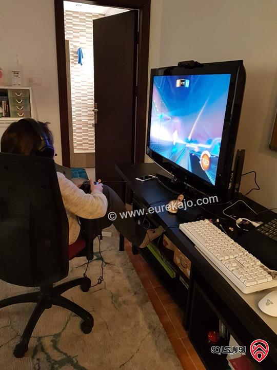 شقة شبه أرضية مساحة 200م مع حديقة 100م للبيع في عمان - الصويفية