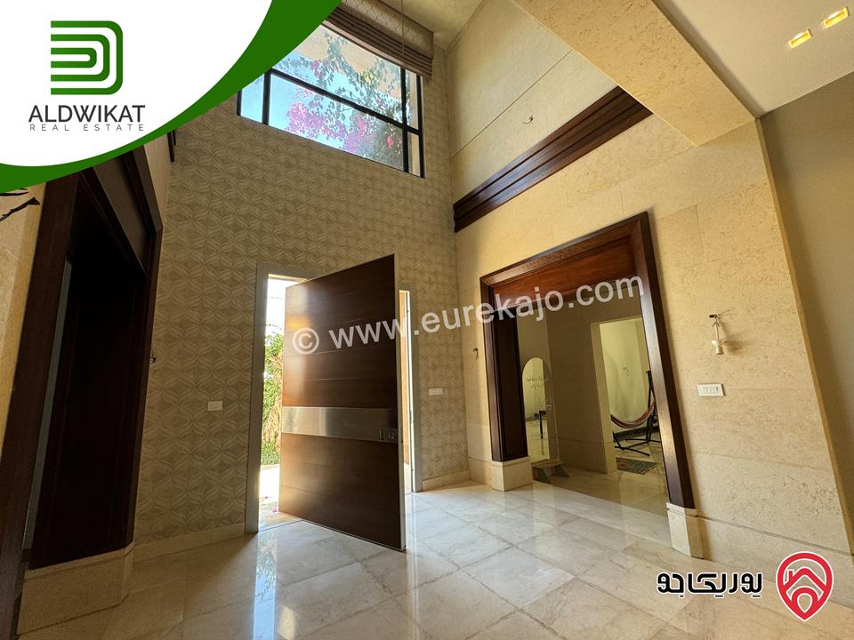 فيلا مستقلة مساحة الارض 985م ومساحة البناء 1200م ومساحة الحديقة 400م ومساحة الترس 200م ذات موقع واطلالة مميزة للبيع في عمان - بدر الجديدة