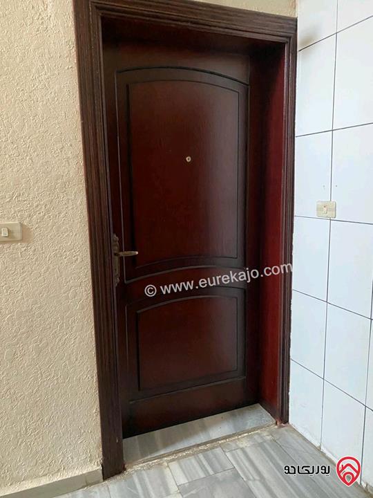 شقة طابقية مجددة بالكامل مساحة 345م للبيع في عمان - عرجان