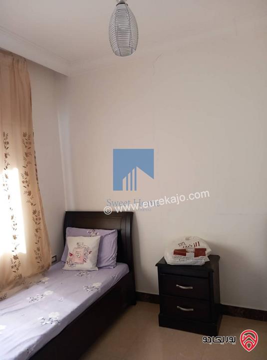 شقة مميزة للبيع في عمان - خلدا قرب الموفنبيك وخلف مطعم ورد طابق اول 100م بسعر مغري