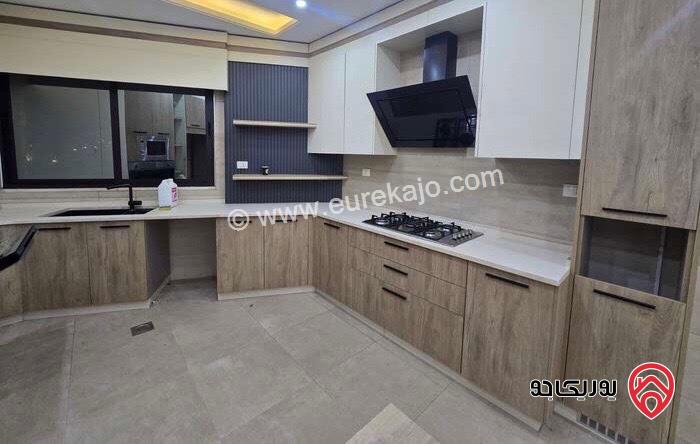 شقة طابق ثالث دوبلكس مساحة 220م للايجار في عمان - ضاحية النخيل