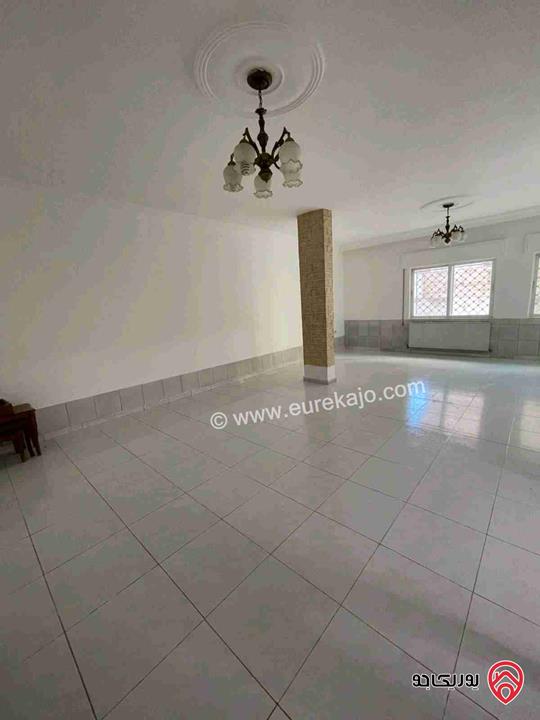 شقة شبه ارضية مساحة 150م للبيع في عمان - ضاحية الرشيد 