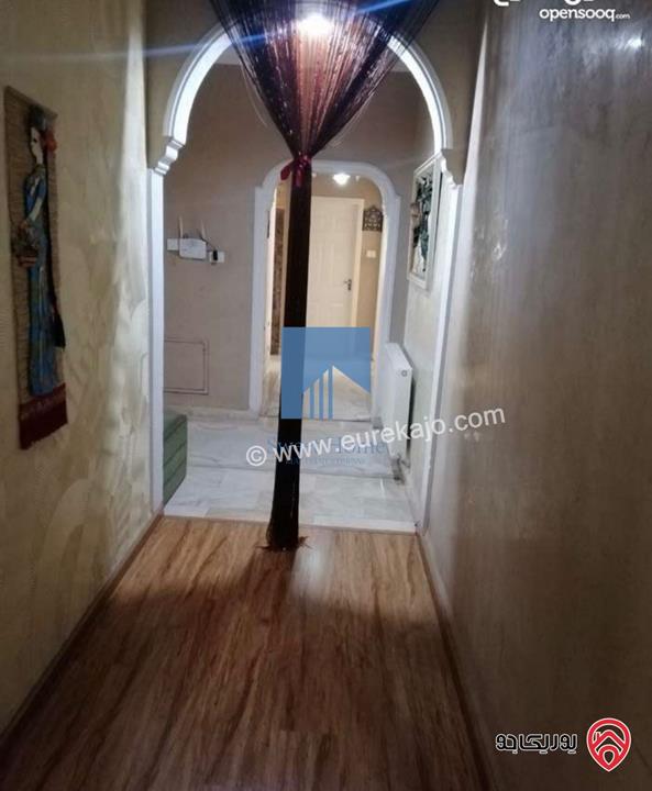 شقة طابقية مميزة للبيع في عمان - أم السماق - خلف سامح مول طابق ثاني 240م تشطيب سوبر ديلوكس