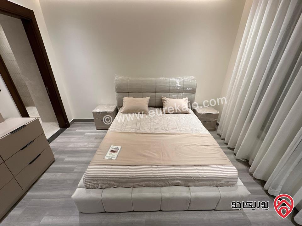 شقة ديلوكس مفروشة طابق أرضي مساحة 110م داخلي و 150م خارجي للايجار في عمان - حي الديار ديرغبار