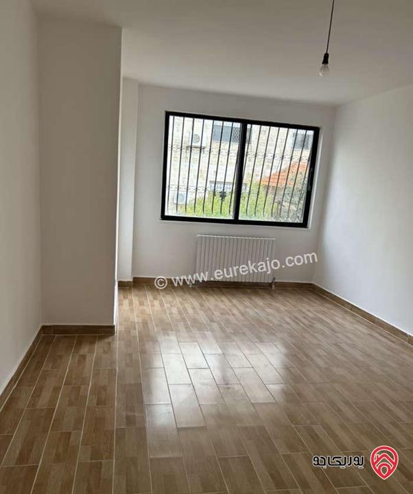 شقة فارغة طابق اول مساحة 170م للإيجار في عمان - السابع