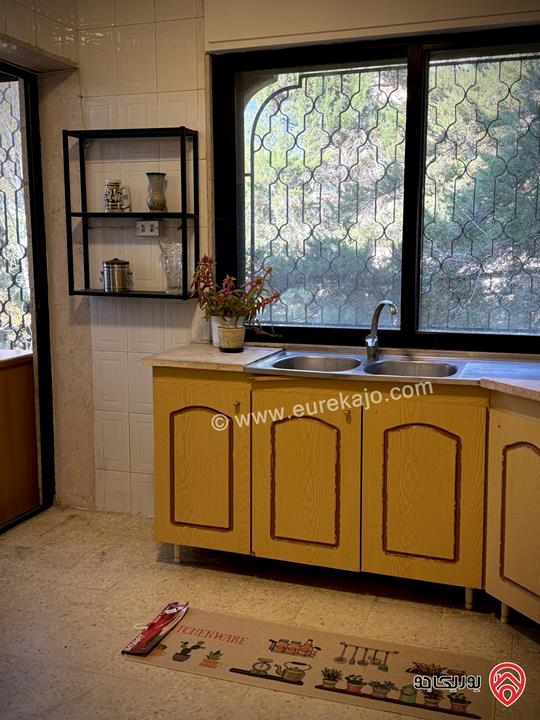 شقة مفروشة طابق ثالث مساحة 110م للايجار في عمان - اللويبدة جديد لم تسكن 