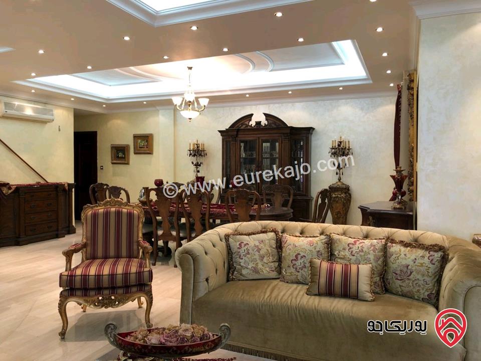 فيلا مساحة الارض 1014م مساحة البناء 1040م للبيع في عمان - دير غبار
