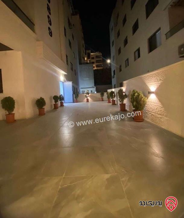 شقة فارغة لم تسكن مساحة 180م داخلي و 100م داخلي للايجار في عمان - طريق المطار