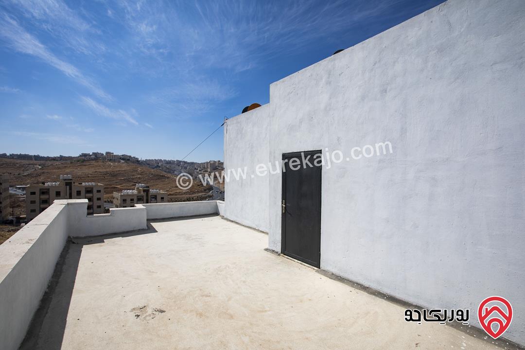 شقة طابق ثالث مع روف مساحة 135م للبيع من المالك كاش او اقساط في عمان - ابو علندا 