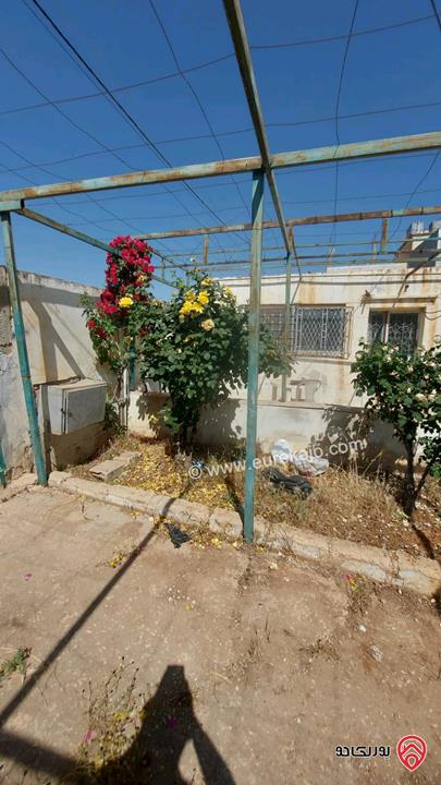 أرض مساحة 885م للبيع في عمان - سالم