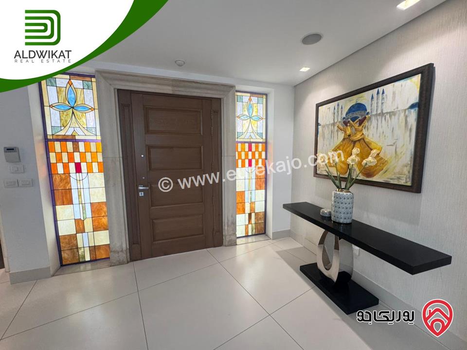 فيلا فاخره مفروشه مستقلة للبيع في عمان - دابوق مساحة البناء 800م ، الارض 770م ، الحديقة 200م والترس 200م