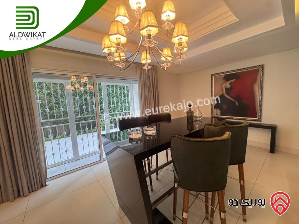 فيلا فاخره مفروشه مستقلة للبيع في عمان - دابوق مساحة البناء 800م ، الارض 770م ، الحديقة 200م والترس 200م