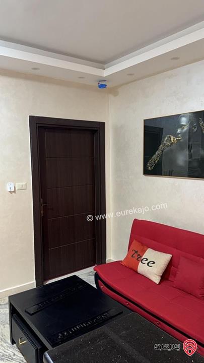 شقة شبه أرضية مساحة 285م للبيع في عمان - تلاع العلي