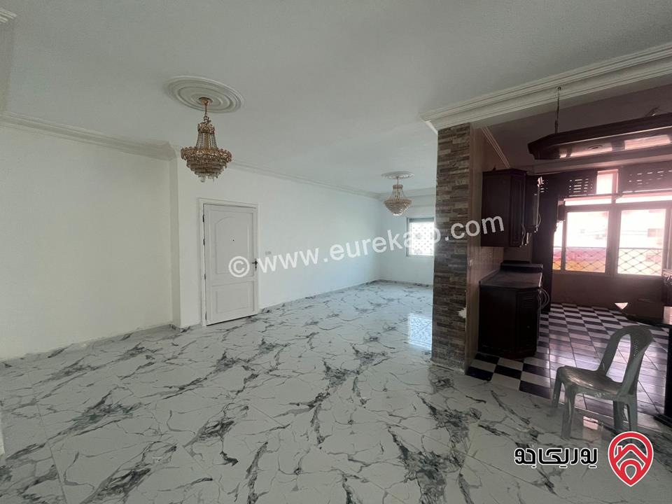 شقة مجددة بالكامل مساحة 139م طابق ثاني للبيع في عمان - ضاحية الاقصى 