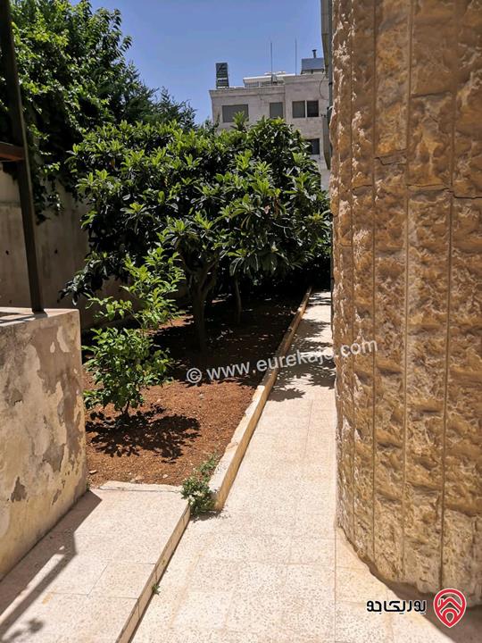 فيلا مساحة 600م على أرض 1006م للبيع في عمان - ام السماق