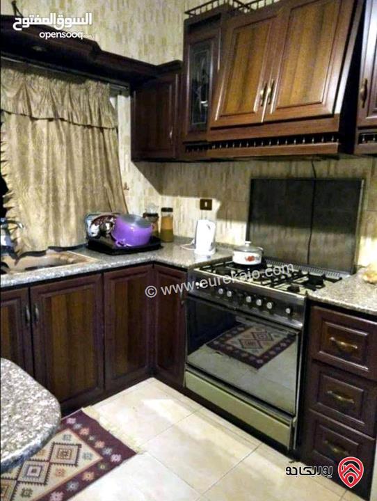 شقة طابق رابع مساحة 95م للبيع في عمان - الجبل الاخضر