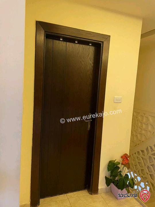 شقة طابق ثالث دوبلكس مساحة 200م للبيع في عمان - طريق المطار