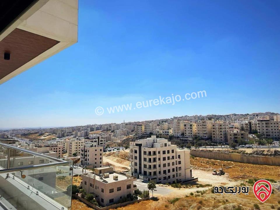 شقة فاخرة جديدة ارضية مساحة 188م داخلي و 90م خارجي للبيع في عمان - الجبيهة