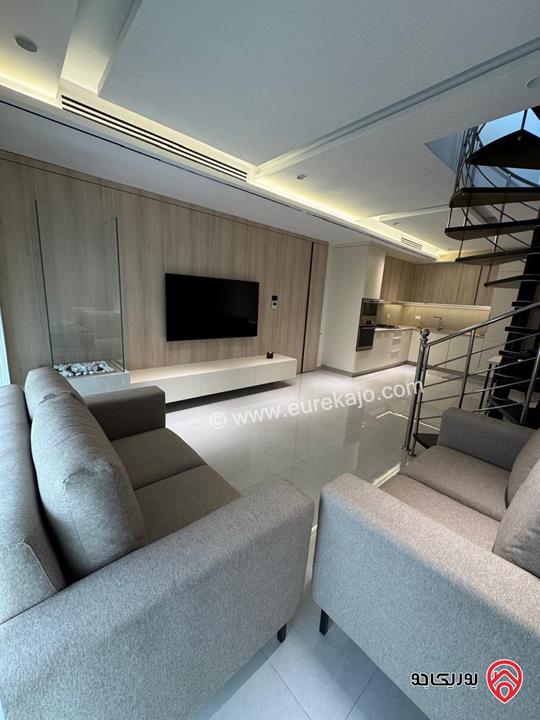 شقة طابق ثالث دوبلكس مساحة 140م للايجار مفروشة في عمان - عبدون شارع السفارة الاميركية