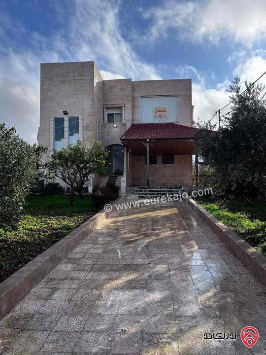 بيت طابقين على أرض مساحة 692م للبيع في اربد - بشرى