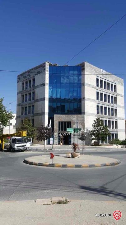 Commercial Office Space of 542 square meter, Ground Floor for rent in Anshassi Square Building in Shmeisani
