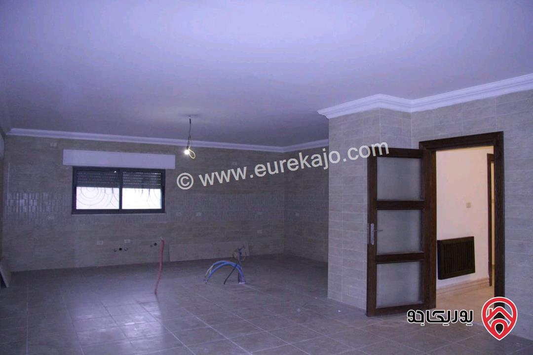 فيلا فارغه مساحة 850م دوبلكس للإيجار في عمان - ام أذينة 