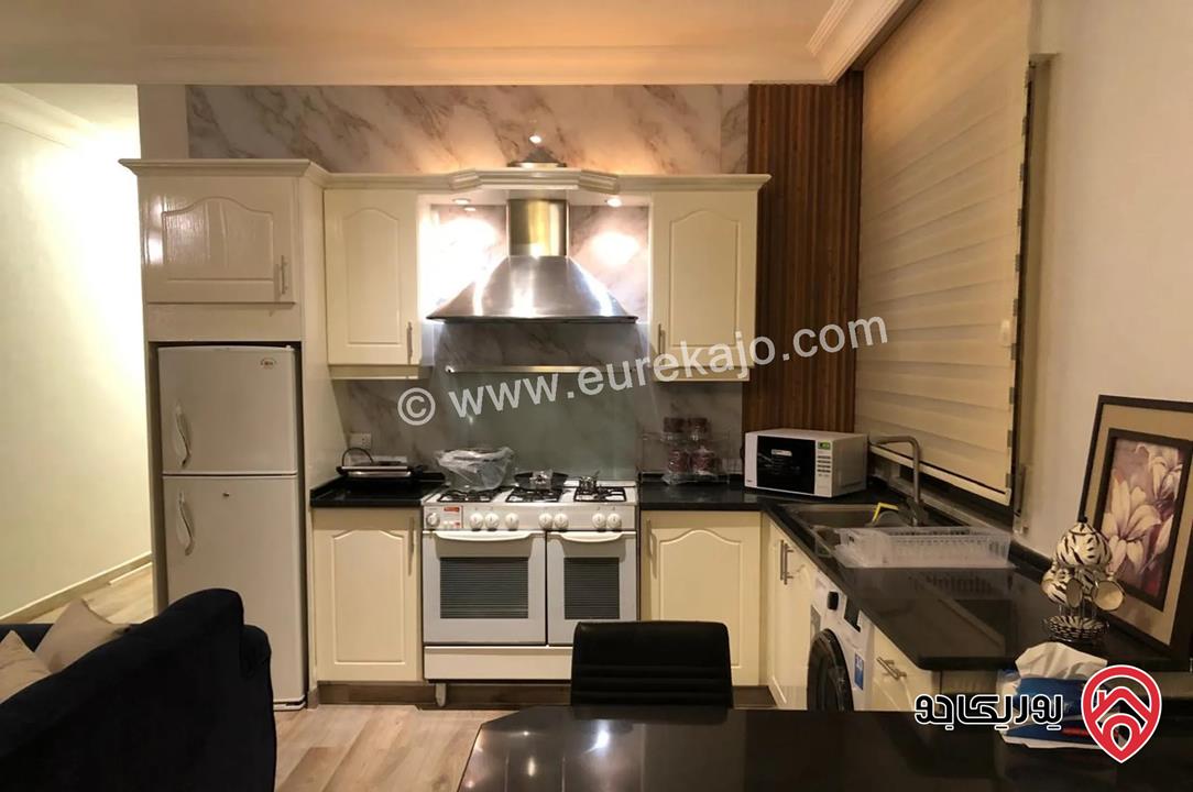 شقة فاخرة مفروشة طابق أول مساحة 105م للايجار في عمان - عبدون