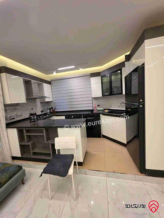 شقة أرضية مساحة 100م للإيجار مفروشة في عمان - أم السماق