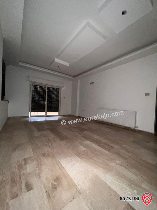 شقة شبه أرضية مساحة 190م للايجار في عمان - خلدا