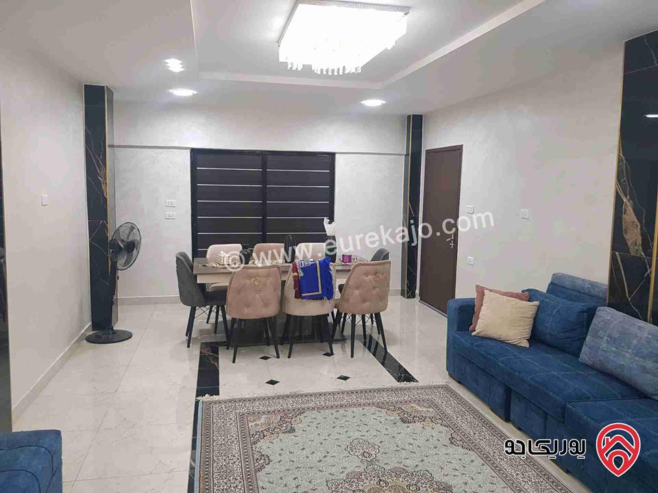 شقة مساحة 113م طابق أول للبيع في الزرقاء - جبل الاميرة رحمة  