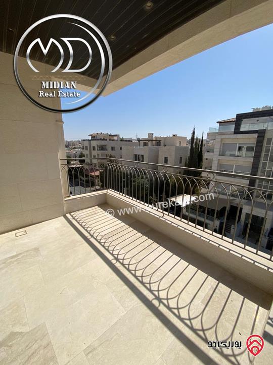 شقة دوبلكس جديدة فارغة للايجار في عمان - ضاحية النخيل طابق اخير مع روف مساحة 250م مع تراسات تشطيبات و ديكورات عصرية فاخرة