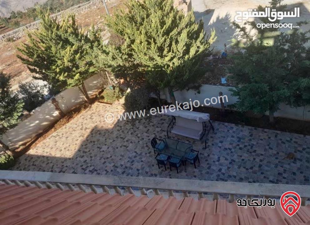 فيلا دوبلكس مساحة 300م على أرض 480م للبيع في مغاريب السلط 