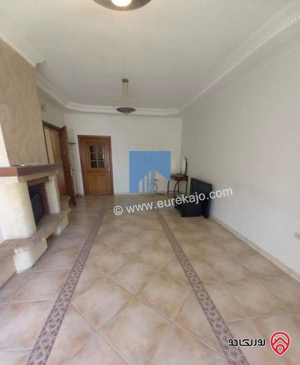 شقة طابقية مفروشة فاخرة للبيع في عمان - أم السماق قرب جامع التلاوي طابق ثاني 312م بسعر مغري