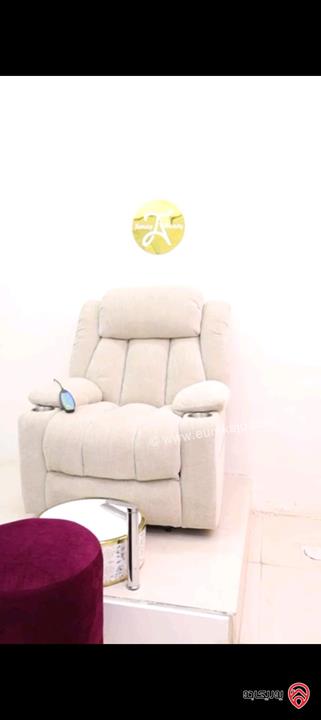 صالون سيدات مساحة 45م للبيع في الزرقاء الجديدة 