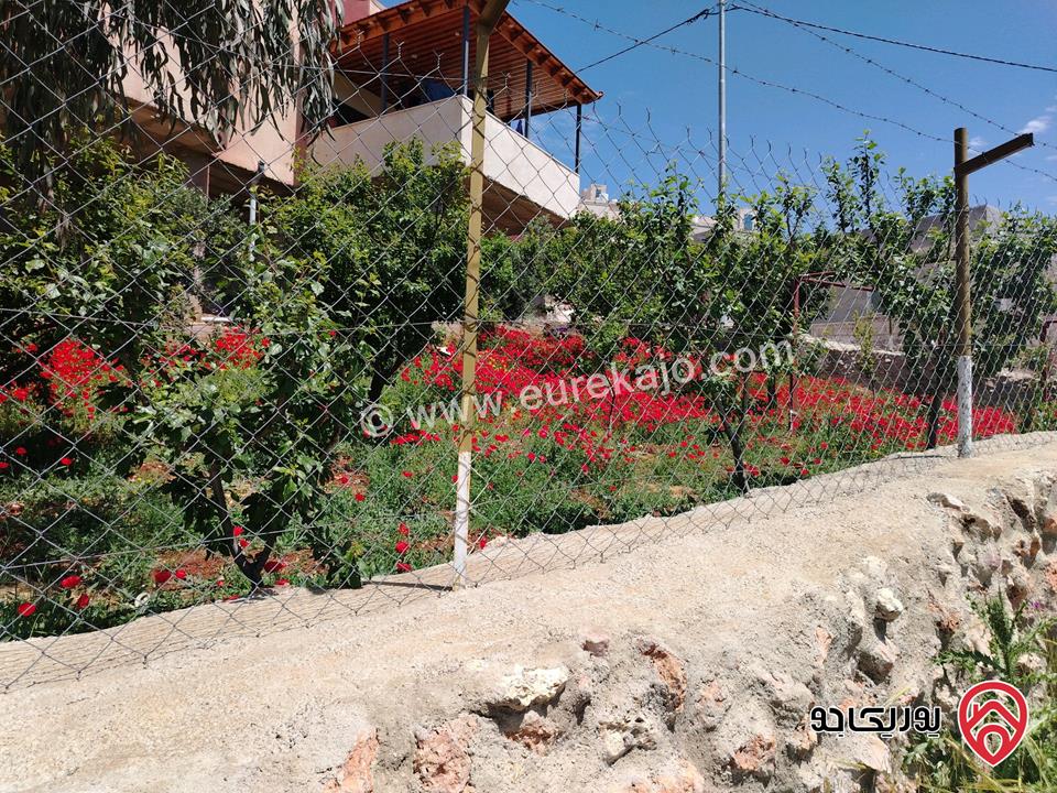 منزل مستقل مساحة 245م على أرض 755م للبيع في عجلون 