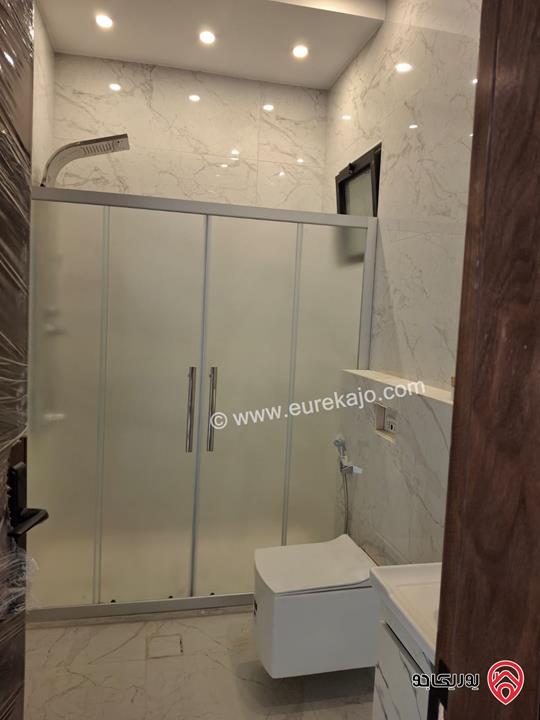 شقة ارضية جديدة مساحة 200م داخلي و 40م خارجي للبيع في عمان - ابو السوس