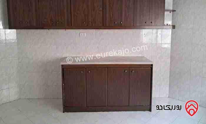 شقة فارغة مساحة 150م طابق أول للايجار في عمان - الجبيهة