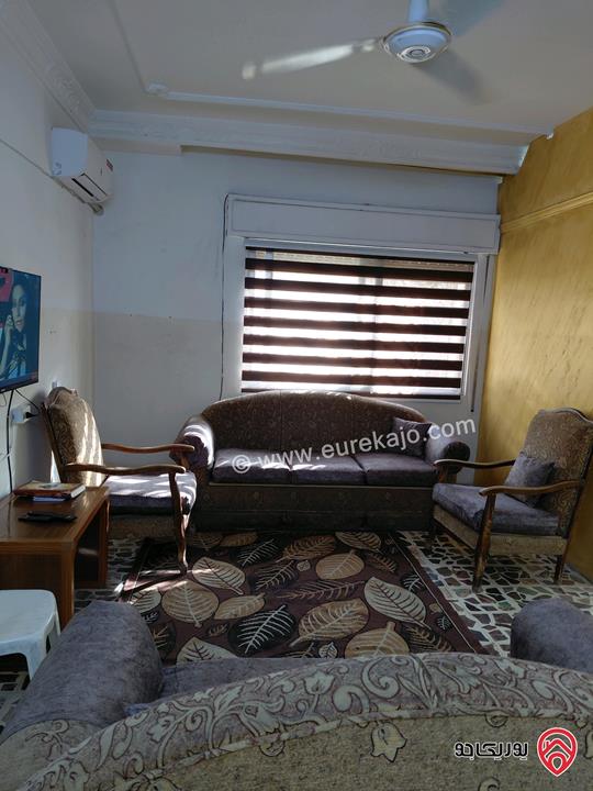 شقة مفروشة للايجار من المالك في عمان - جبل الحسين قرب دوار الداخلية ومستشفى الأمل بجانب الخدمات 