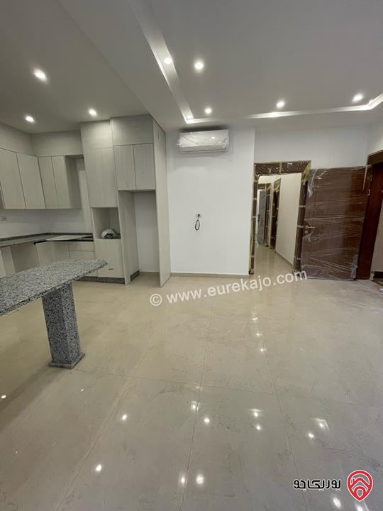 شقة طابق اول جديدة مساحة 100م لم تسكن للايجار في عمان - عبدون