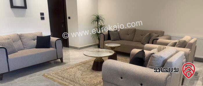 شقة مفروشة طابق أول مساحة 160م للايجار السنوي في عمان - دير غبار 