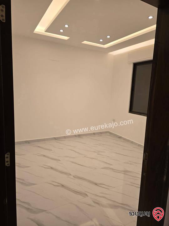 شقق طابق اول و ثاني مساحة 137م للبيع في عمان البنيات