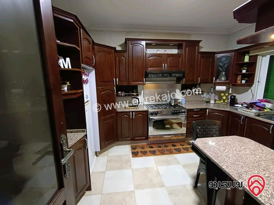 شقة مساحة 184م داخلي و 70م خارجي للبيع في عمان - مرج الحمام دوار البكري