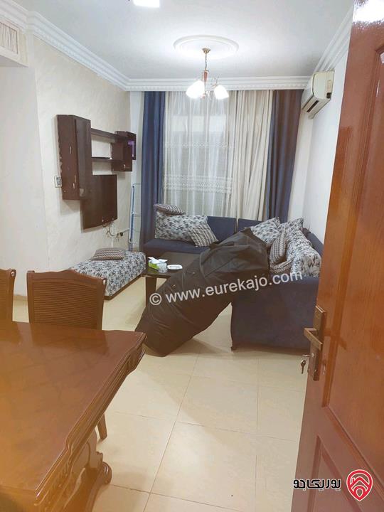 شقة طابق اول مساحة 70م للبيع في عمان - الشميساني