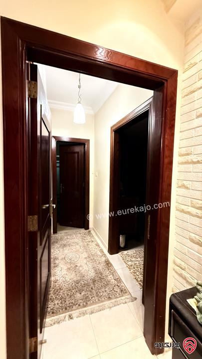 شقة مفروشة مساحة 210م طابق أول للبيع في عمان - الجبيهة