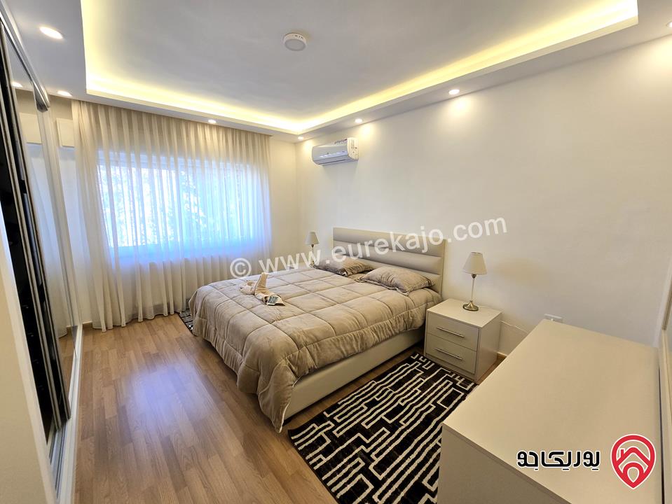 شقة فخمة مفروشة طابق ثالث مساحة 200م للإيجار السنوي في عمان - عبدون الحي الدبلوماسي 